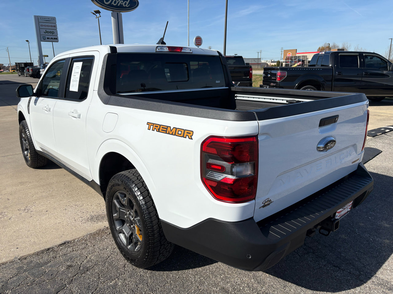 Used 2024 Ford Maverick Tremor w/ Tremor Off-Road Package image 5