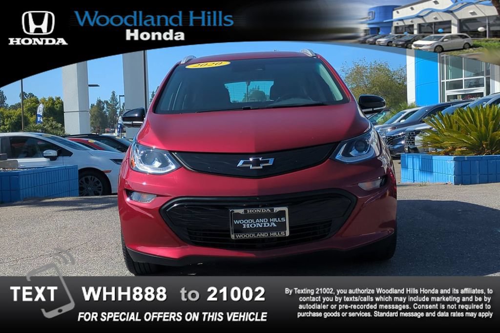 Used 2020 Chevrolet Bolt Premier w/ Infotainment Package FWD image 2