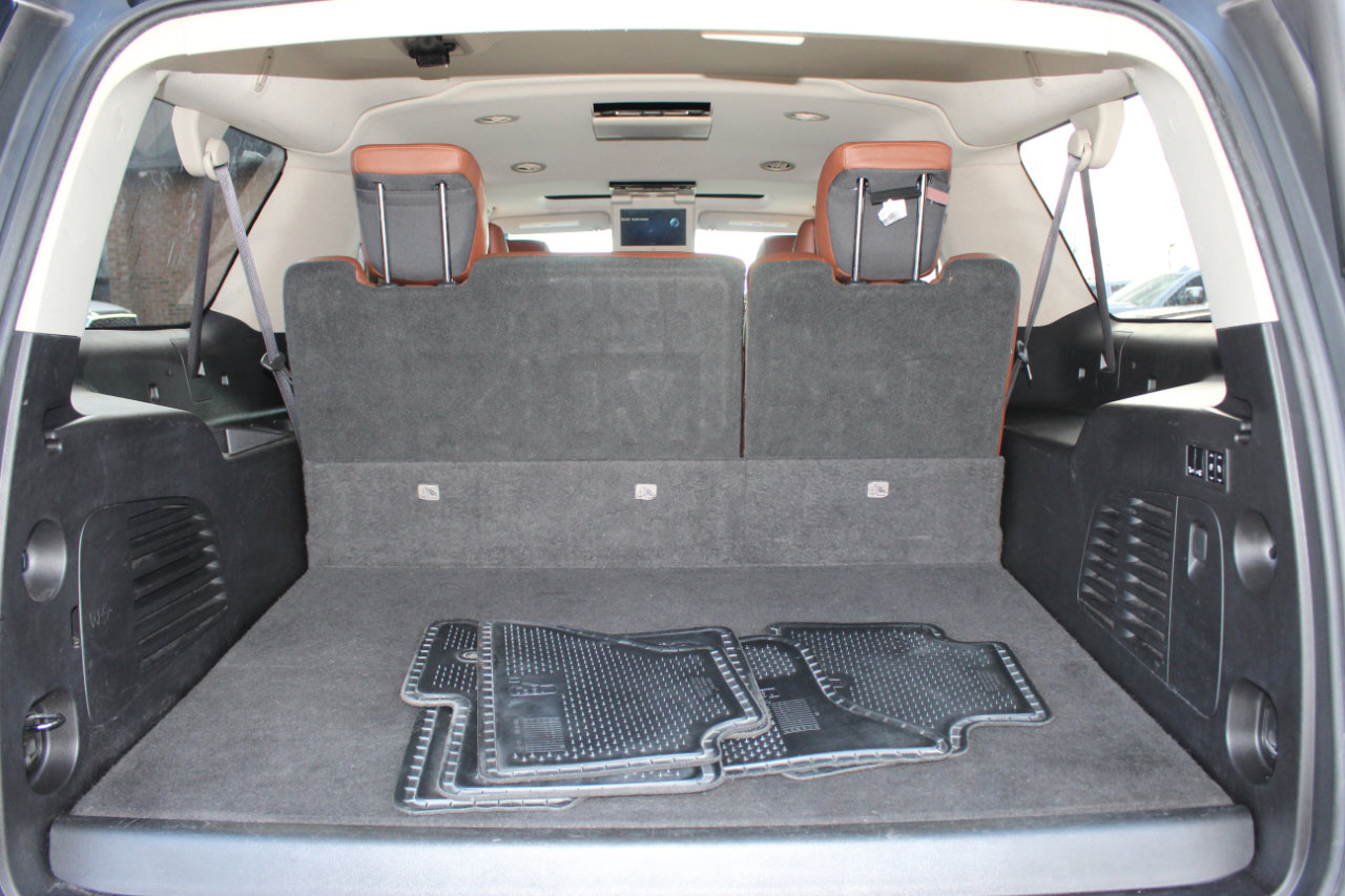 Used 2016 Cadillac Escalade ESV Premium image 18