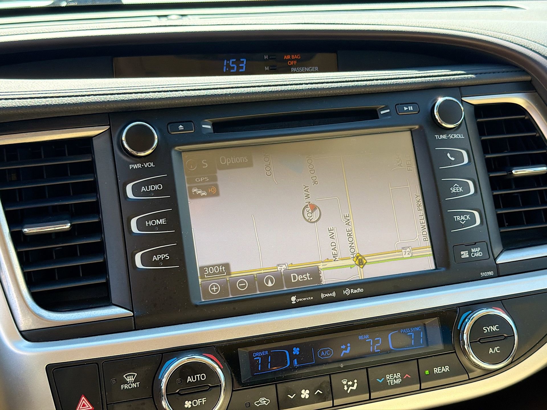 Used 2019 Toyota Highlander XLE image 34