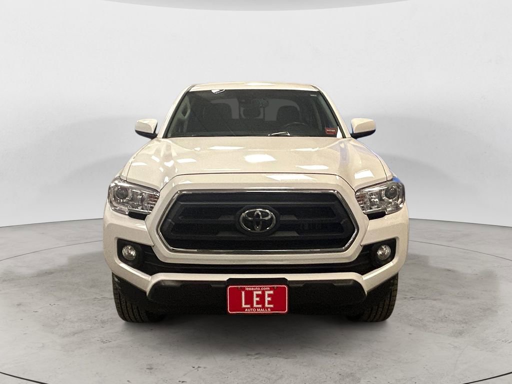 Certified 2023 Toyota Tacoma SR5 AWD/4WD image 8