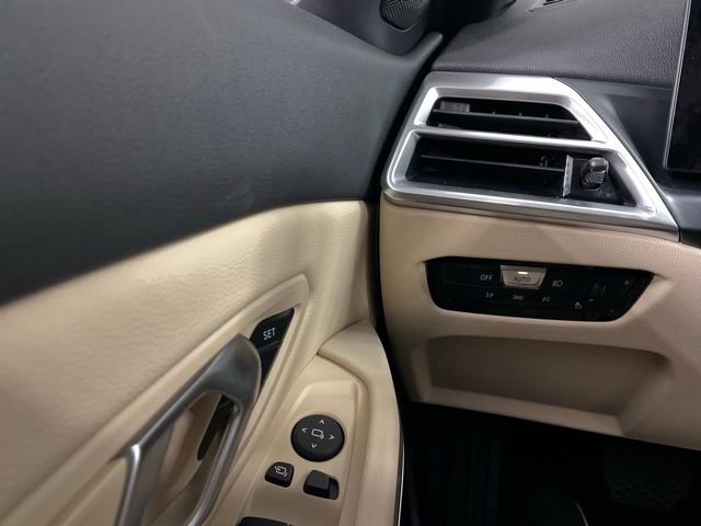 Certified 2025 BMW 330i xDrive Sedan w/ Premium Package AWD/4WD image 24