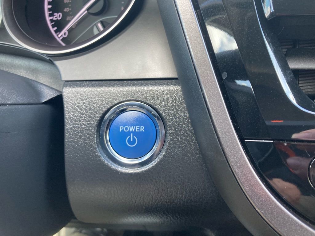 Used 2023 Toyota Camry SE image 20