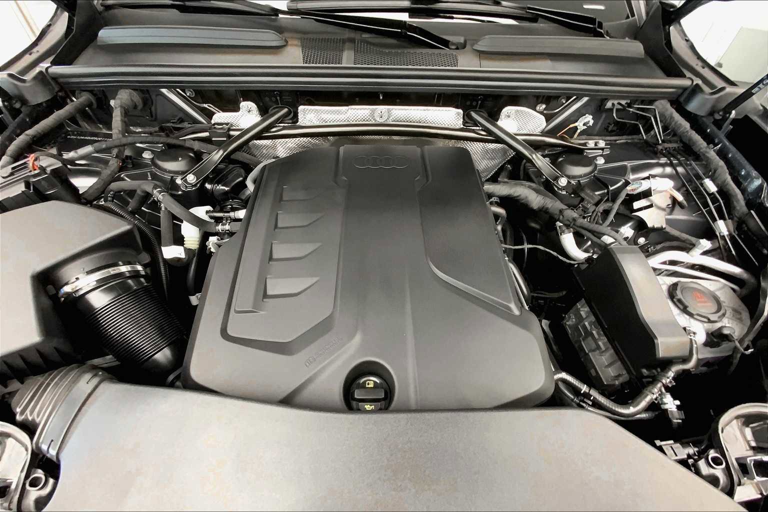 New 2025 Audi Q5 Premium Plus w/ Premium Plus image 16