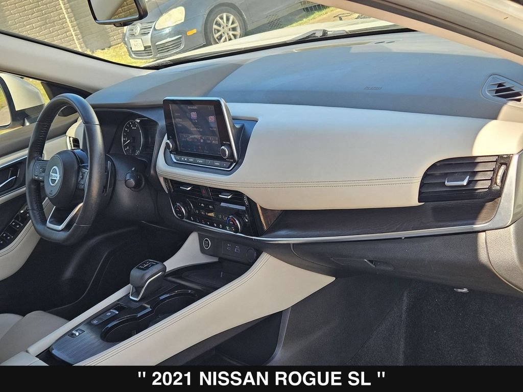 Used 2021 Nissan Rogue SL FWD image 32