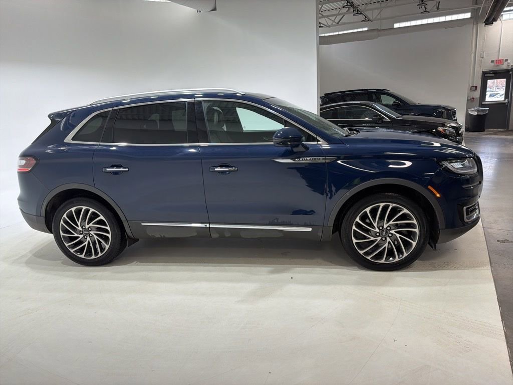 Used 2019 Lincoln Nautilus Reserve image 6
