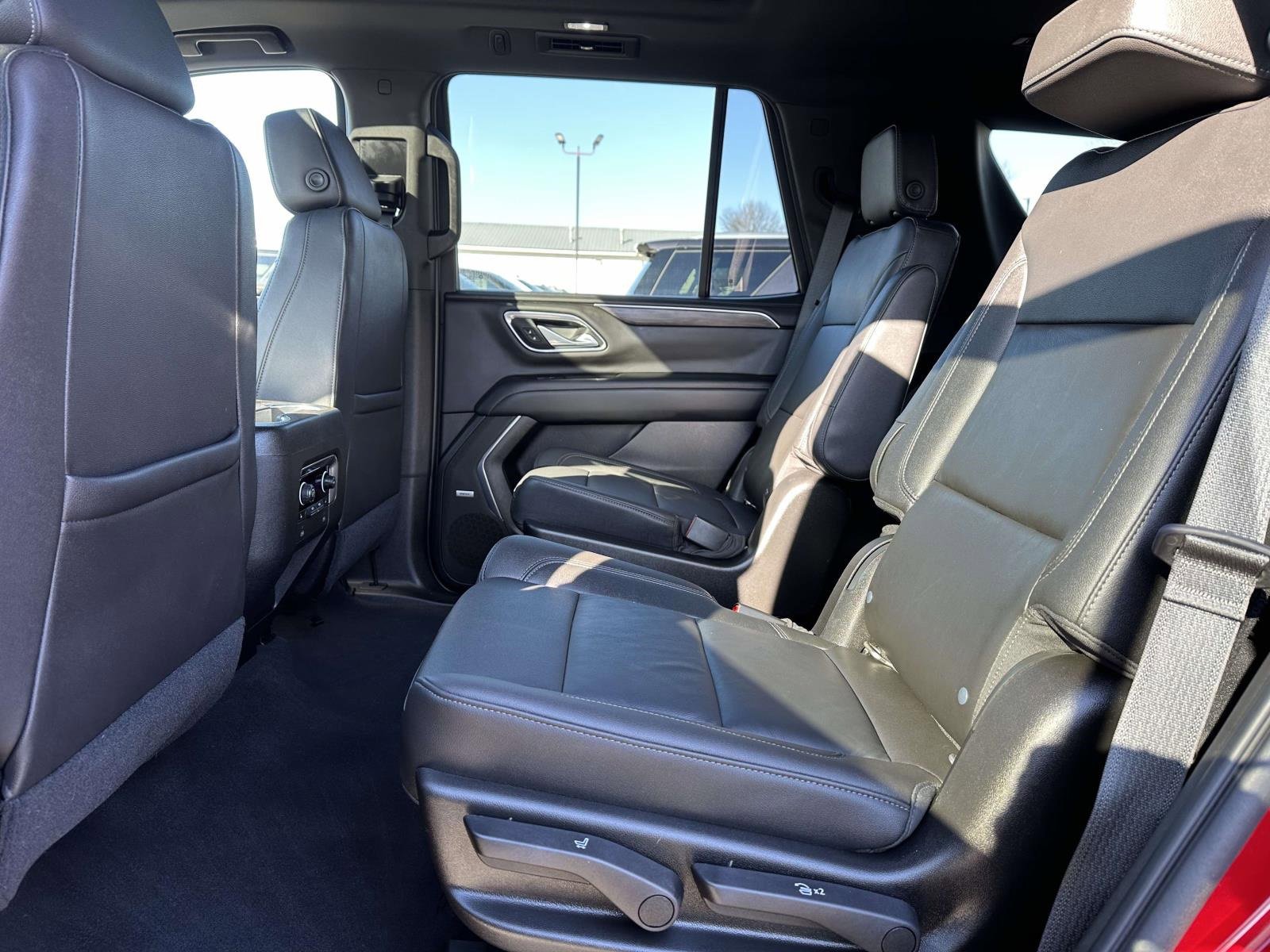 Used 2021 Chevrolet Tahoe Z71 w/ Z71 Off-Road Package image 23