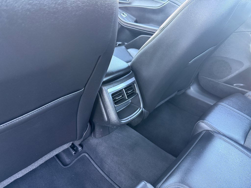 Used 2019 Chevrolet Impala LT FWD image 16