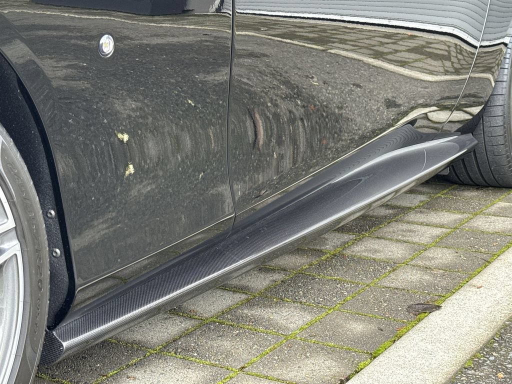 Certified 2024 Ferrari Roma Spider RWD image 33