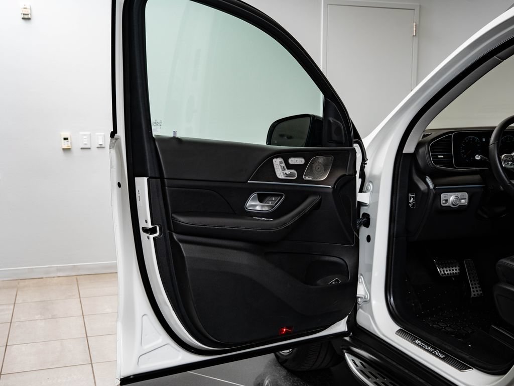 Certified 2023 Mercedes-Benz GLS 580 4MATIC image 29