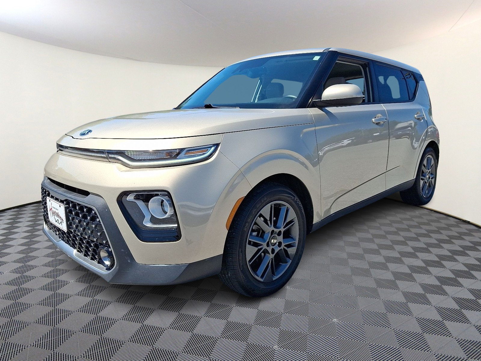 Used 2020 Kia Soul EX FWD image 3