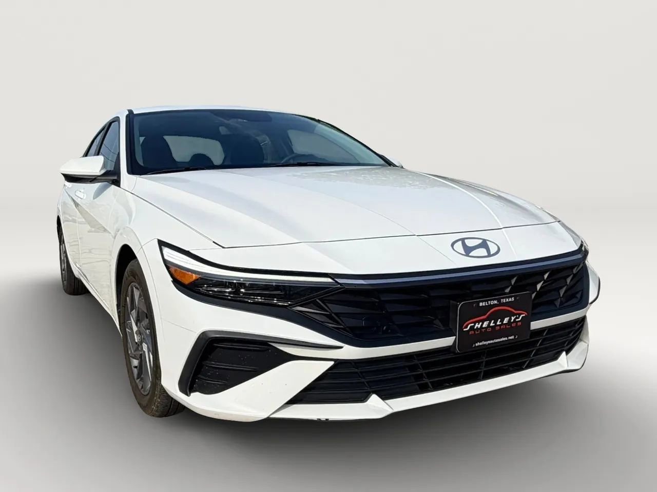 Used 2024 Hyundai Elantra SEL FWD image 6