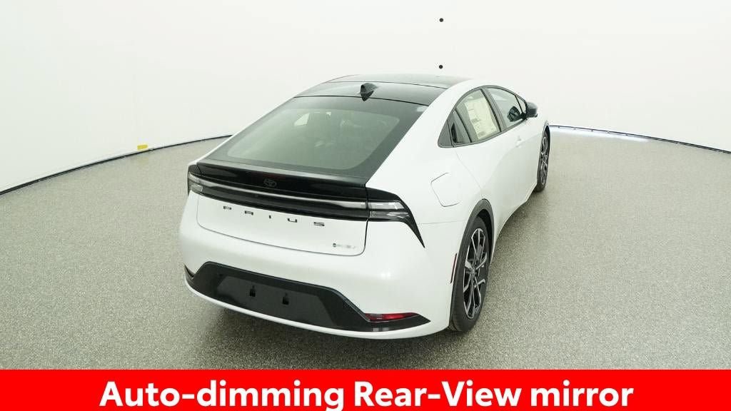 New 2026 Toyota Prius Plug-In Hybrid FWD image 10