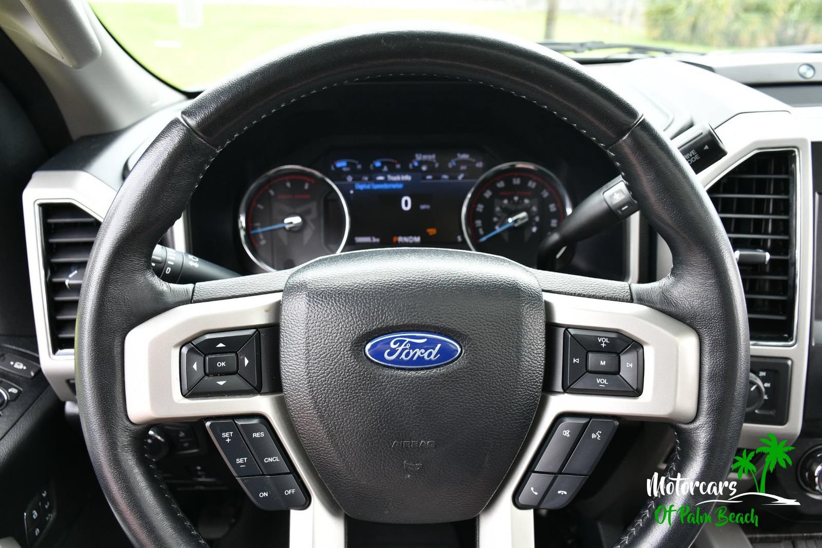 Used 2021 Ford F250 Lariat w/ Lariat Ultimate Package AWD/4WD image 44