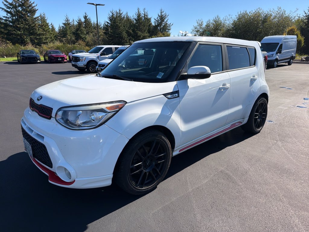 Used 2014 Kia Soul + FWD image 8