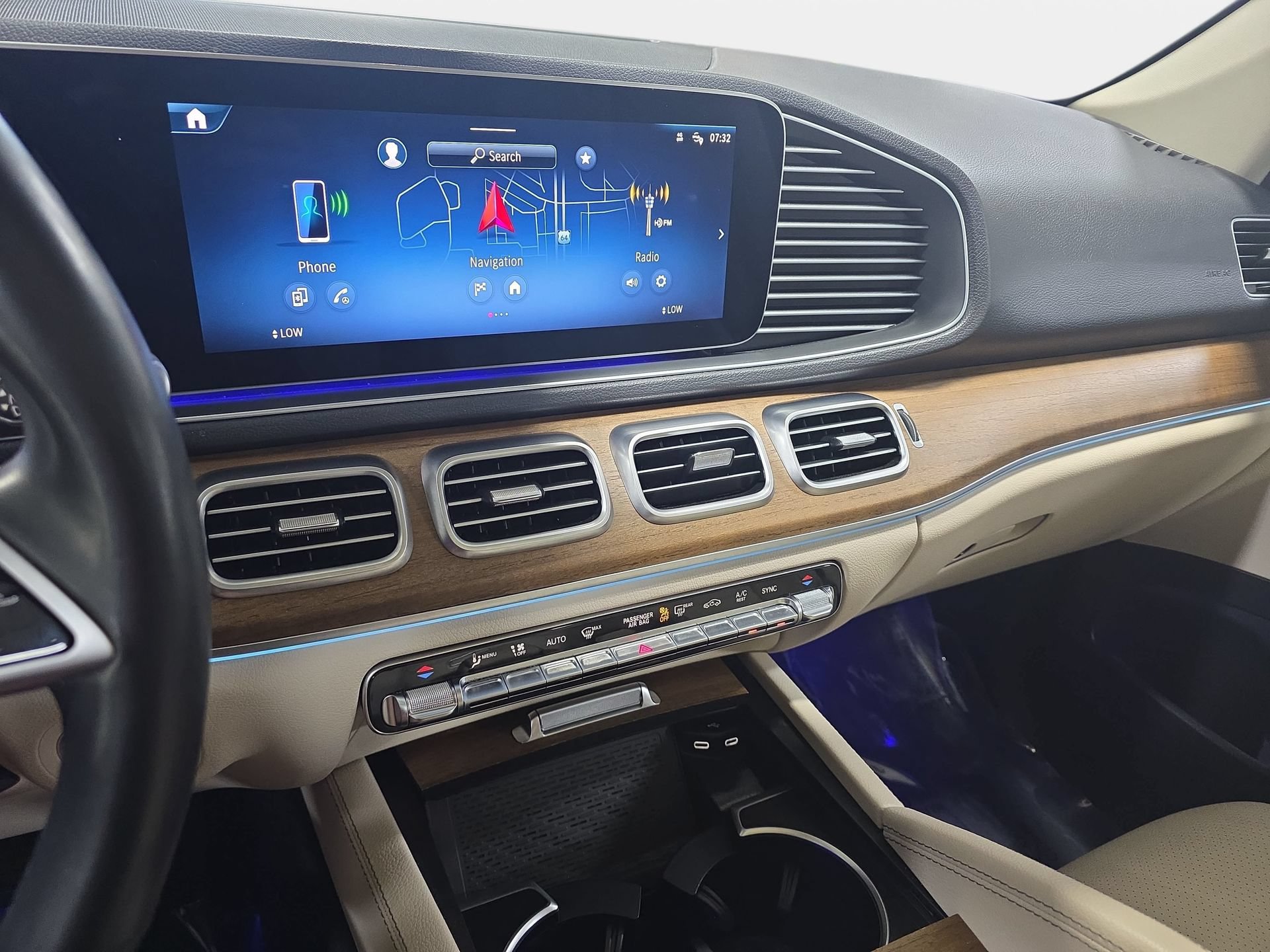 Certified 2024 Mercedes-Benz GLE 450 4MATIC image 20