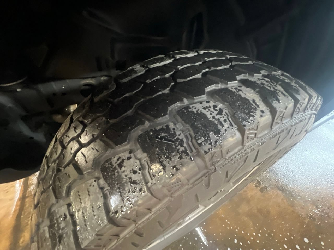 Used 2021 Jeep Gladiator Overland AWD/4WD image 11