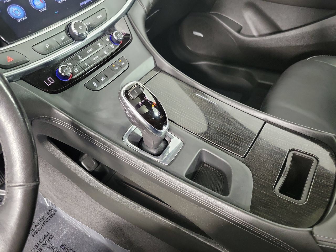 Used 2017 Buick LaCrosse Premium w/ Driver Confidence Package #2 FWD image 20