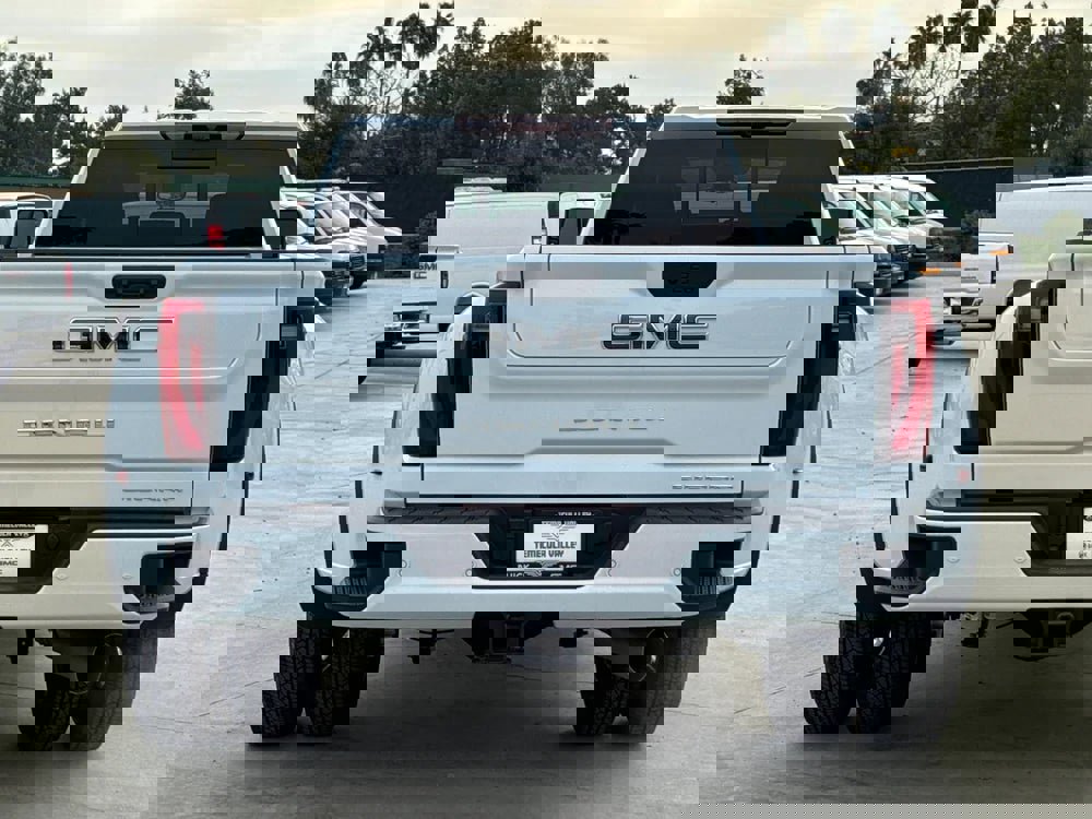 New 2026 GMC Sierra 3500 Denali Ultimate image 14