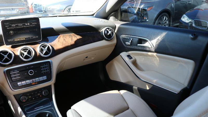 Used 2018 Mercedes-Benz CLA 250 image 21
