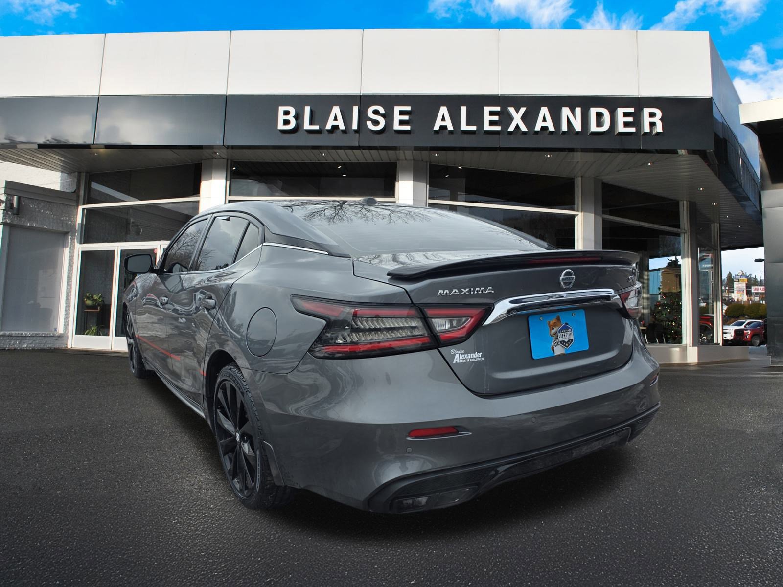 Used 2020 Nissan Maxima SR w/ Sport Mat Group image 6