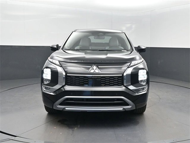 New 2025 Mitsubishi Outlander SE image 35