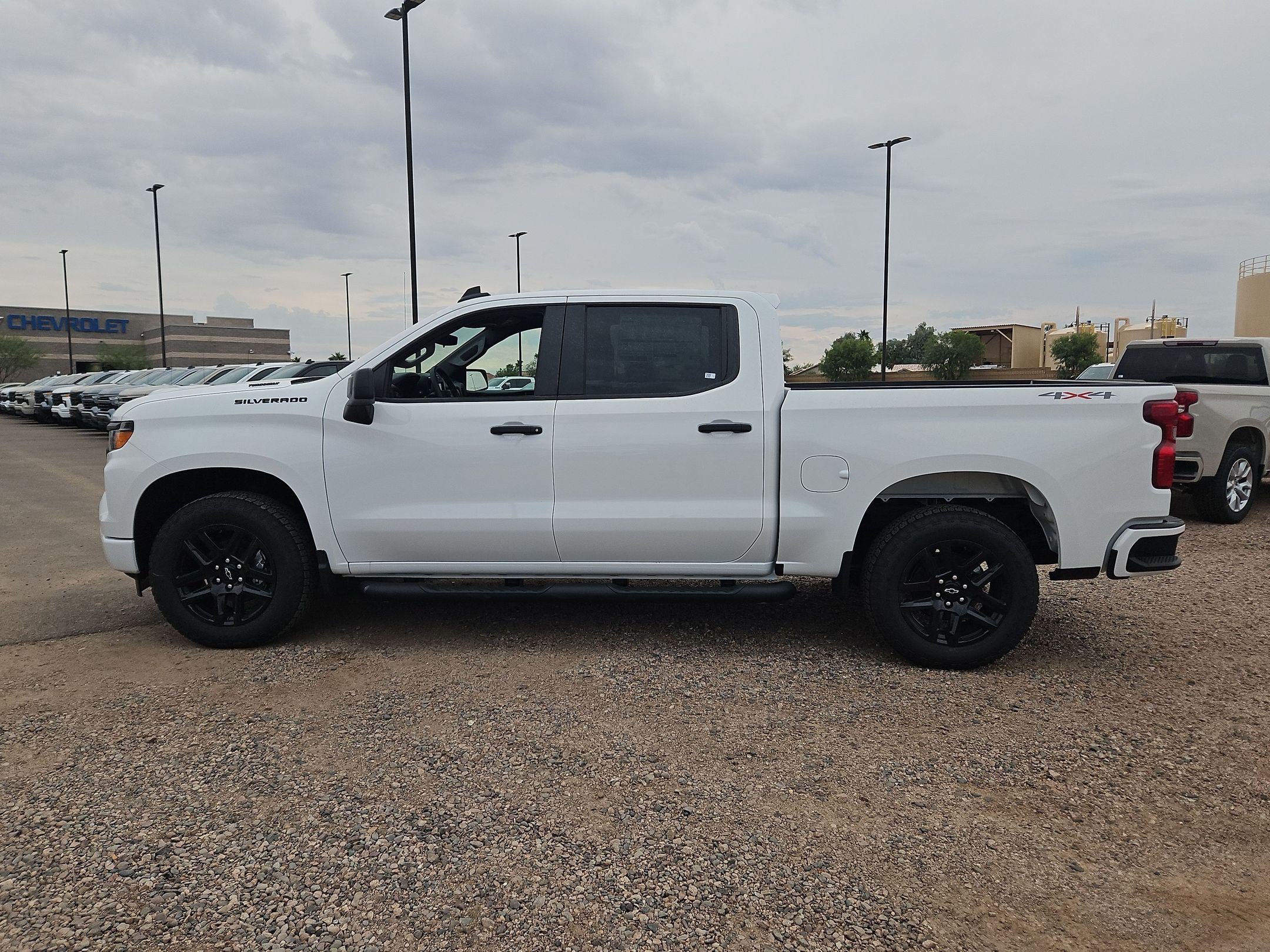 New 2026 Chevrolet Silverado 1500 Custom w/ Turbomax Blackout Package AWD/4WD image 11