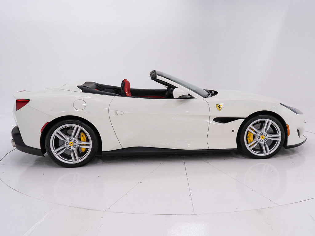 Used 2020 Ferrari Portofino RWD image 6