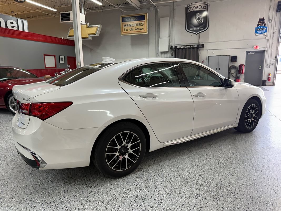 Used 2020 Acura TLX w/ Technology Package AWD/4WD image 5