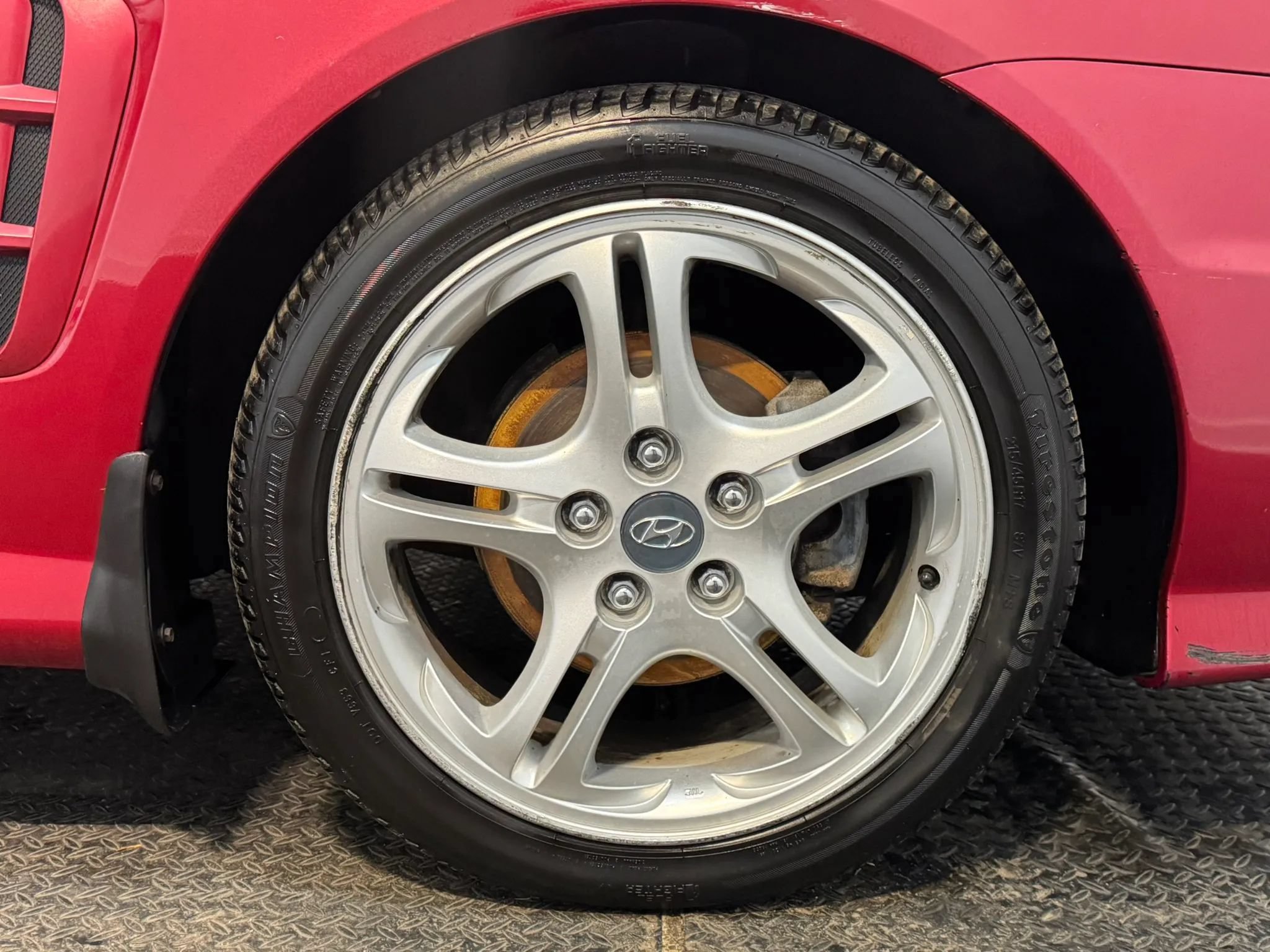 Used 2005 Hyundai Tiburon GT FWD image 26