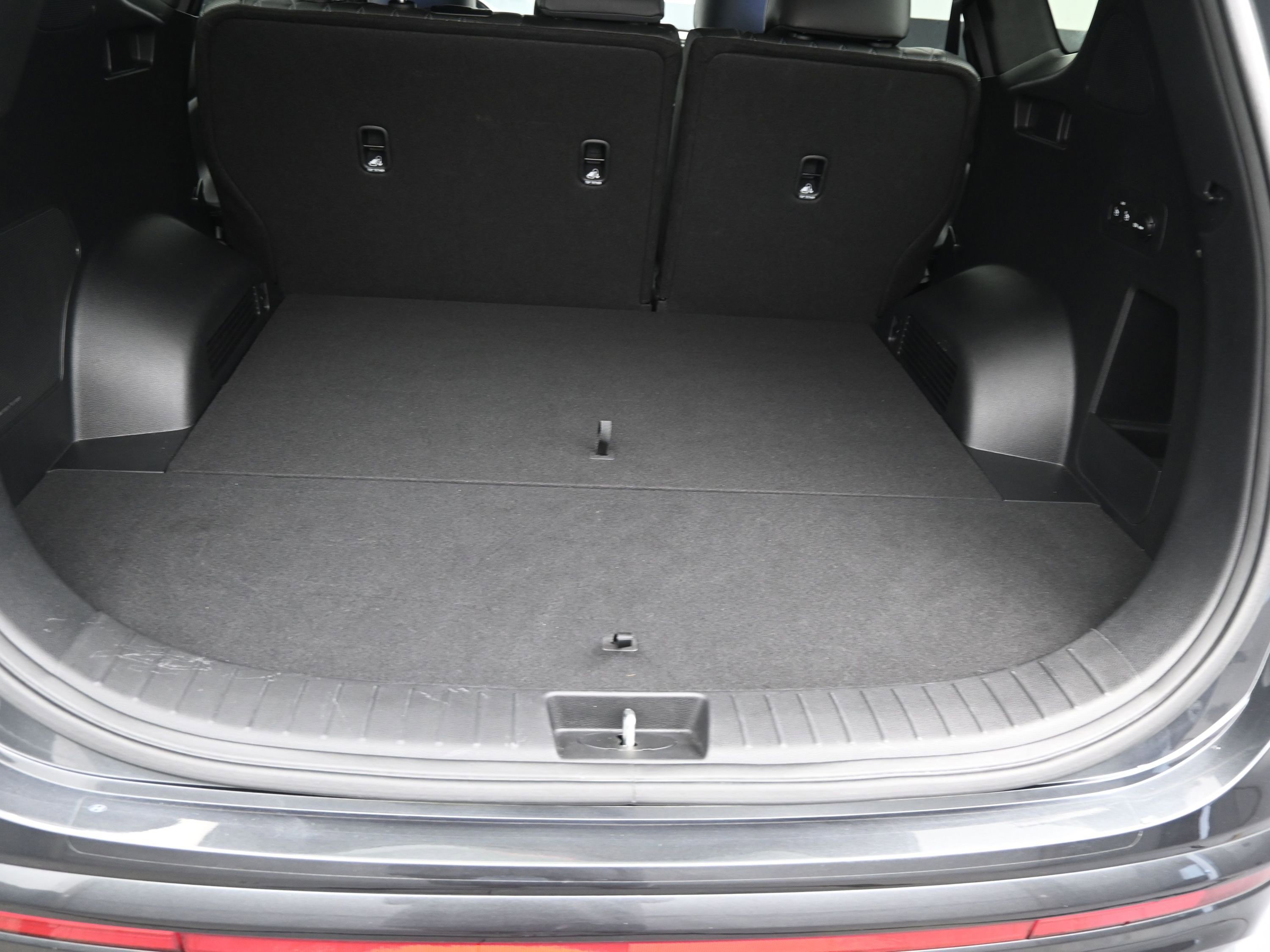 Used 2023 Hyundai Santa Fe Calligraphy image 13