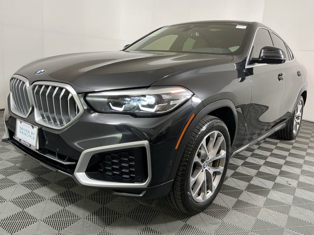 Certified 2022 BMW X6 xDrive40i w/ Premium Package image 2