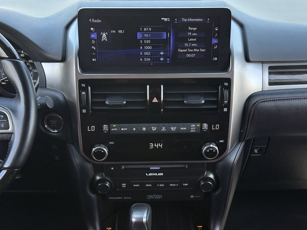 Used 2023 Lexus GX 460 Premium w/ Accessory Package AWD/4WD image 16