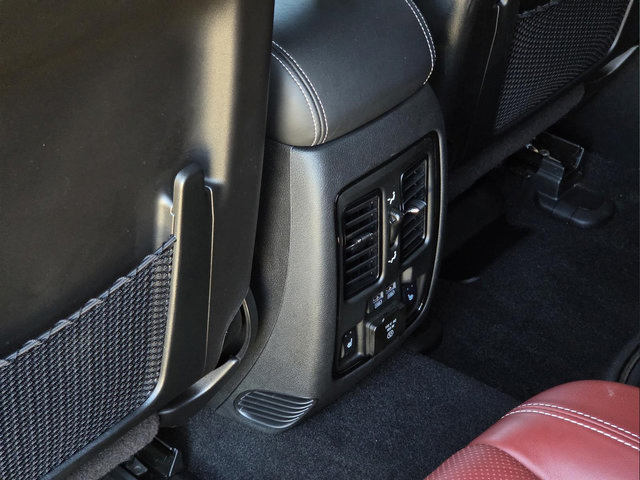 Used 2023 Dodge Durango SRT Hellcat AWD/4WD image 32