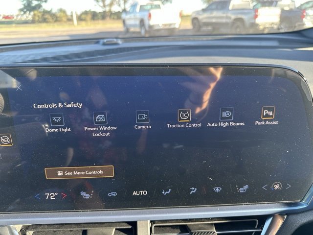 New 2024 Chevrolet Equinox EV LT image 28