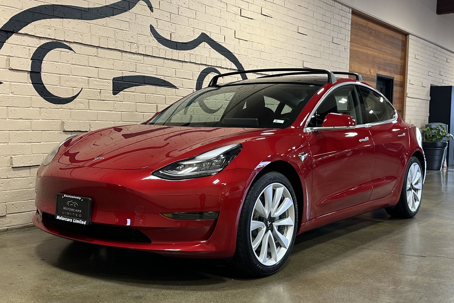 Used 2019 Tesla Model 3 Standard Range RWD image 10