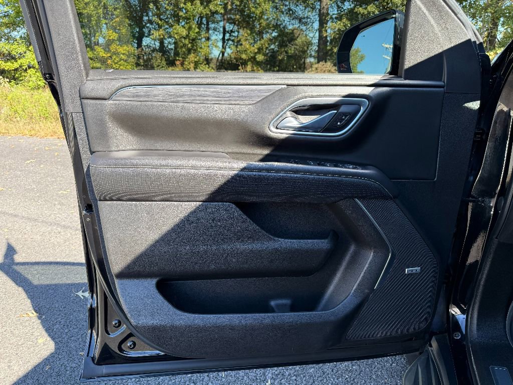 Used 2021 GMC Yukon SLT image 25