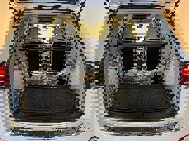 New 2026 Volkswagen Atlas SEL Premium R-Line image 5