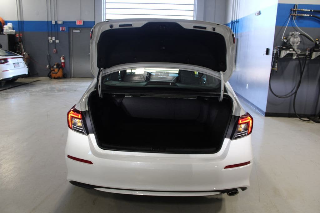 Used 2025 Honda Civic Sport image 42
