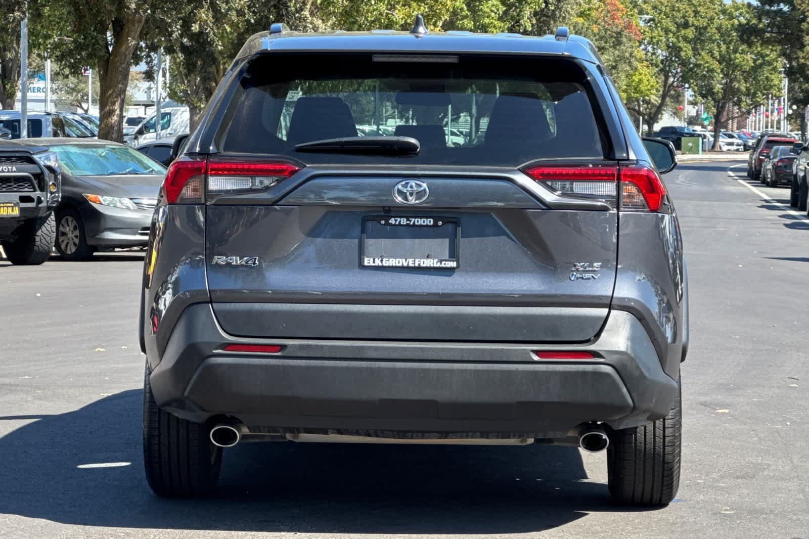 Used 2025 Toyota RAV4 XLE AWD/4WD image 7