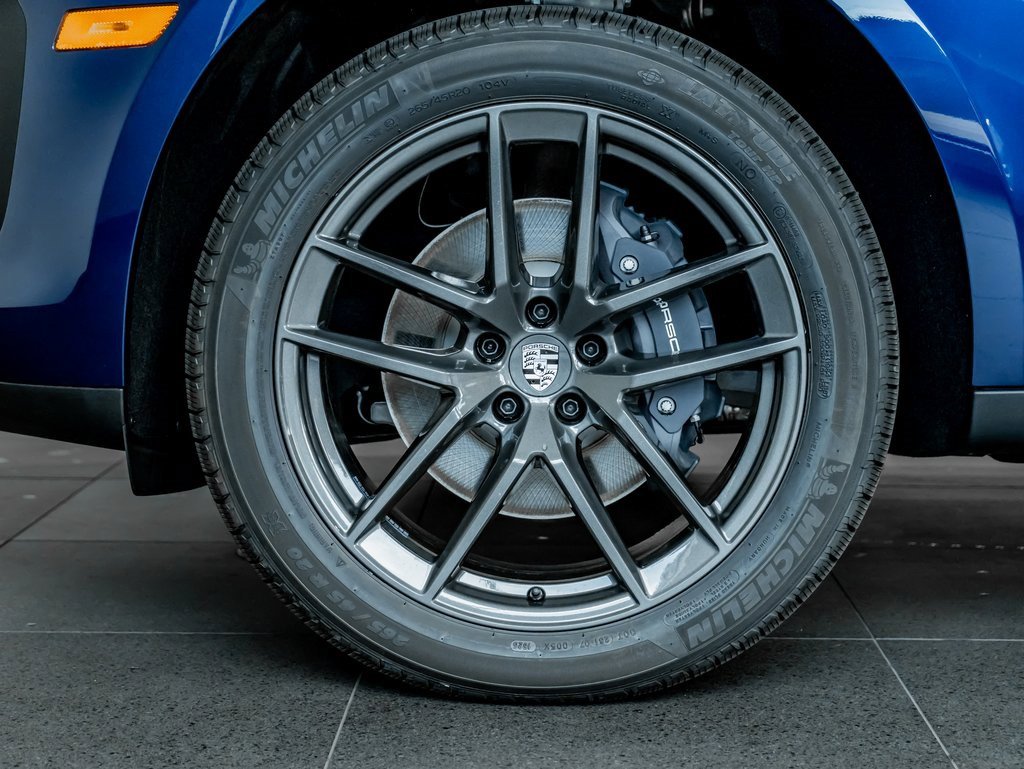 New 2026 Porsche Macan Turbo image 11