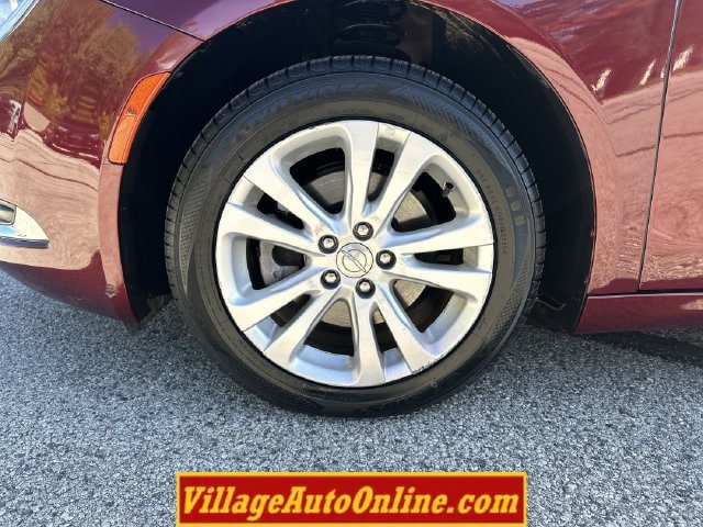 Used 2016 Chrysler 200 Limited FWD image 6