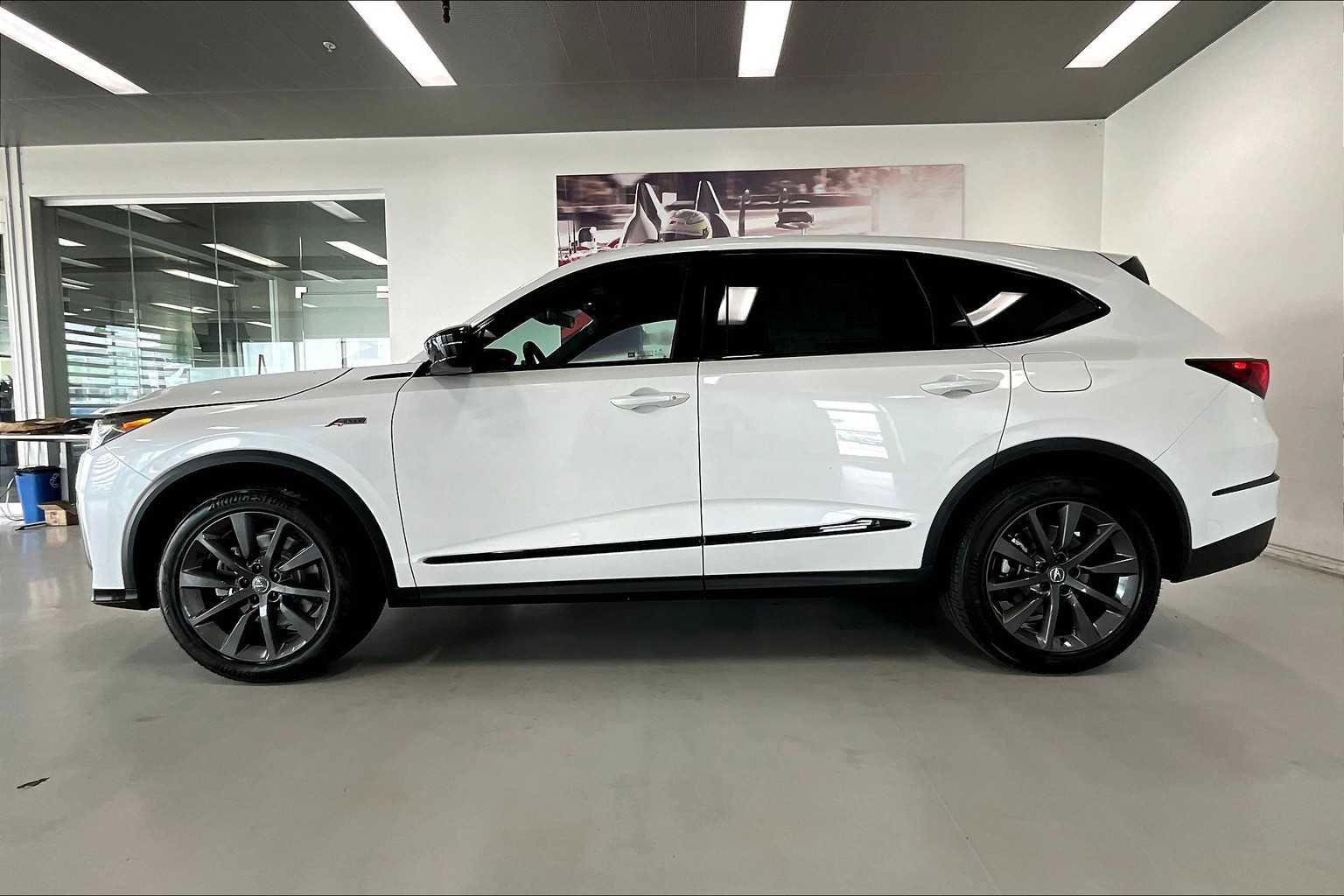 New 2026 Acura MDX A-Spec image 3