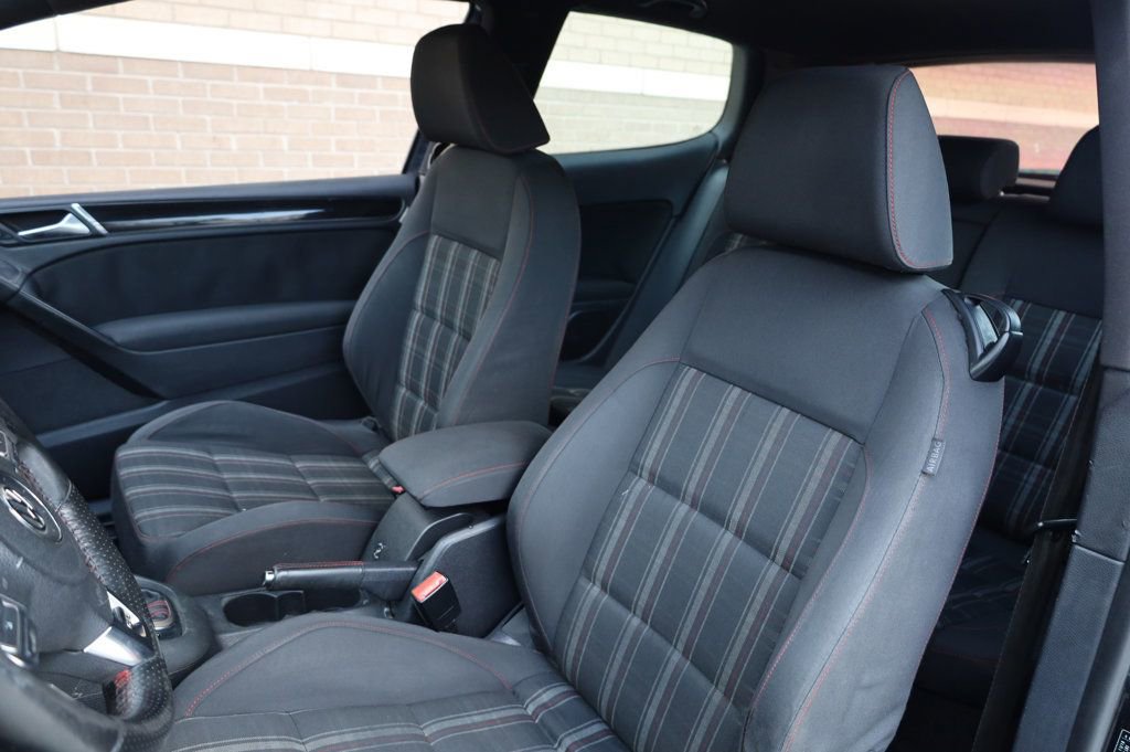 Used 2011 Volkswagen GTI Autobahn image 13