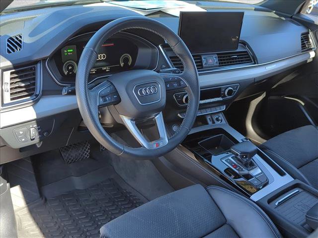 Used 2021 Audi Q5 e Premium Plus w/ Premium Plus Package image 10