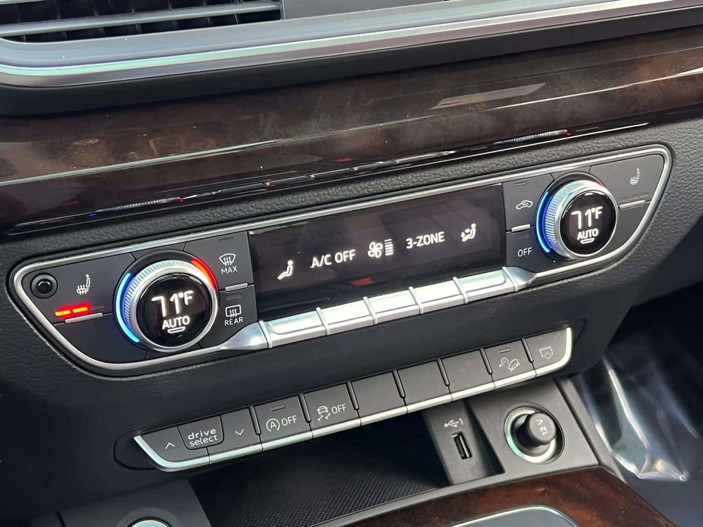 Used 2019 Audi Q5 2.0T Premium w/ Convenience Package image 22