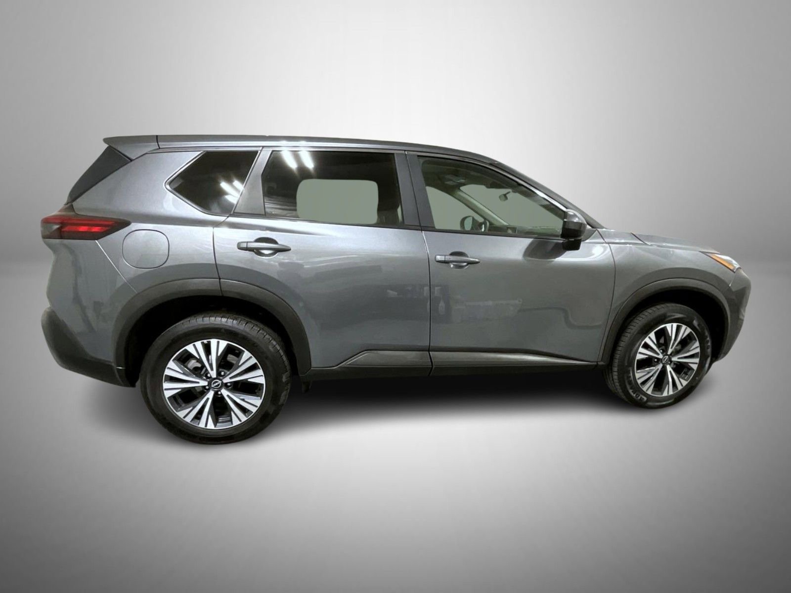 Used 2023 Nissan Rogue SV AWD/4WD image 4