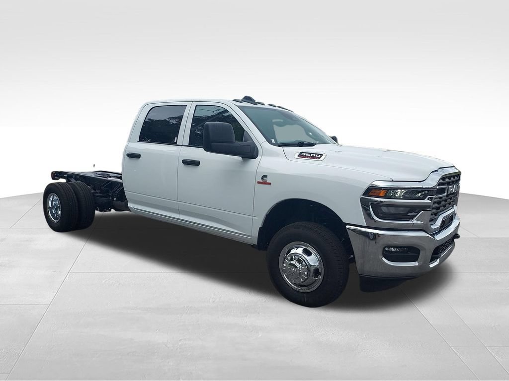 New 2027 RAM 3500 Tradesman w/ Chrome Appearance Group A AWD/4WD image 7