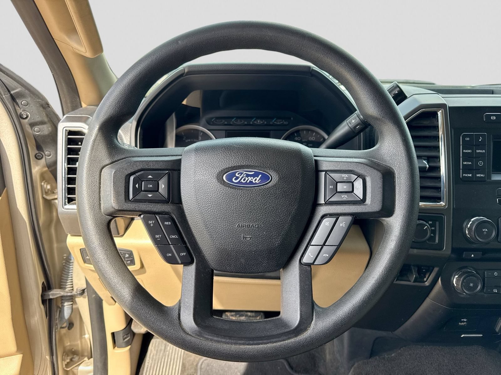 Used 2017 Ford F250 XLT AWD/4WD image 24