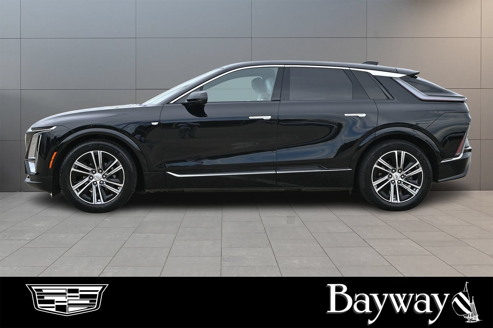 Used 2023 Cadillac Lyriq 2WD image 5
